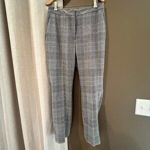 H&M Gray Plaid Ankle length slacks in woven stretch fabric, Size 4